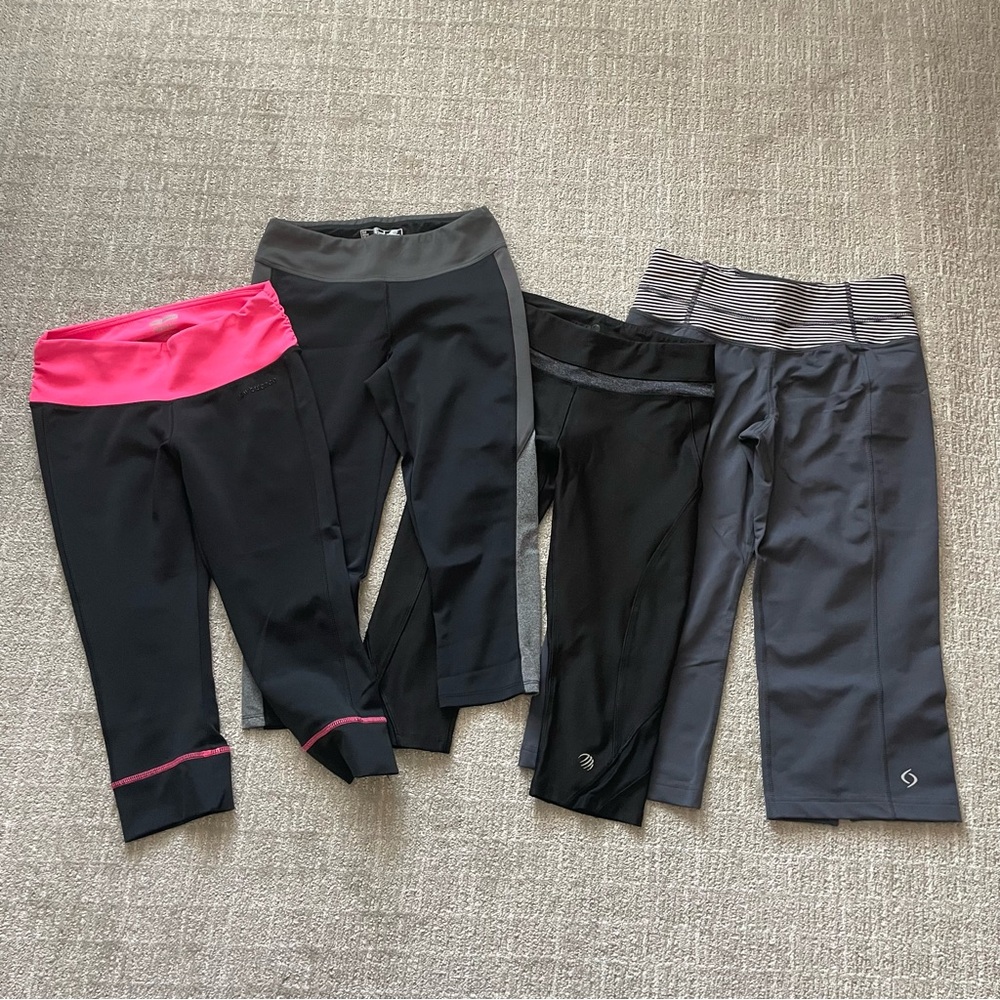 Bundle of 4 pair Workout leggings, Gray Cropped Workout Capris, Grey Capri Pants